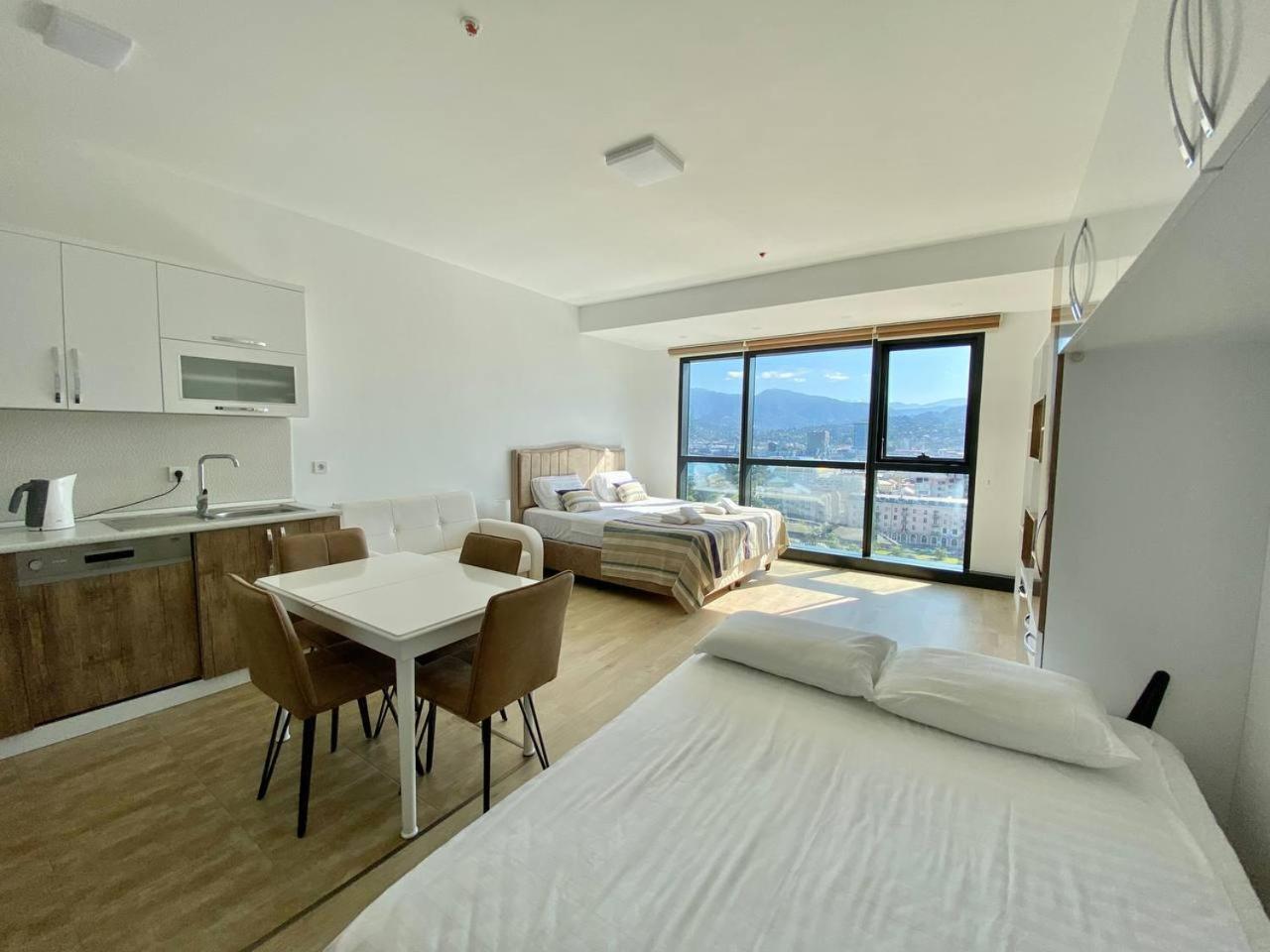 Apartments With Sea And Mountain Views, Portа Batumi Tower Extérieur photo