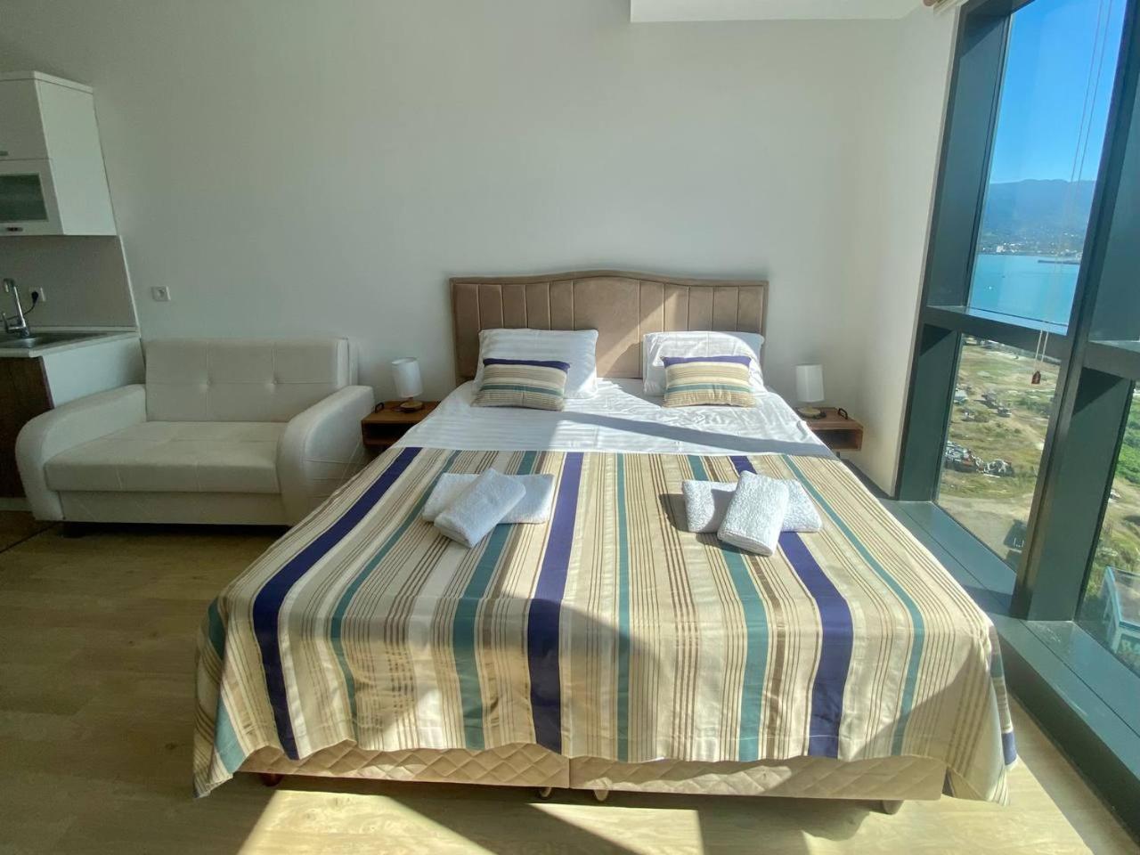Apartments With Sea And Mountain Views, Portа Batumi Tower Extérieur photo