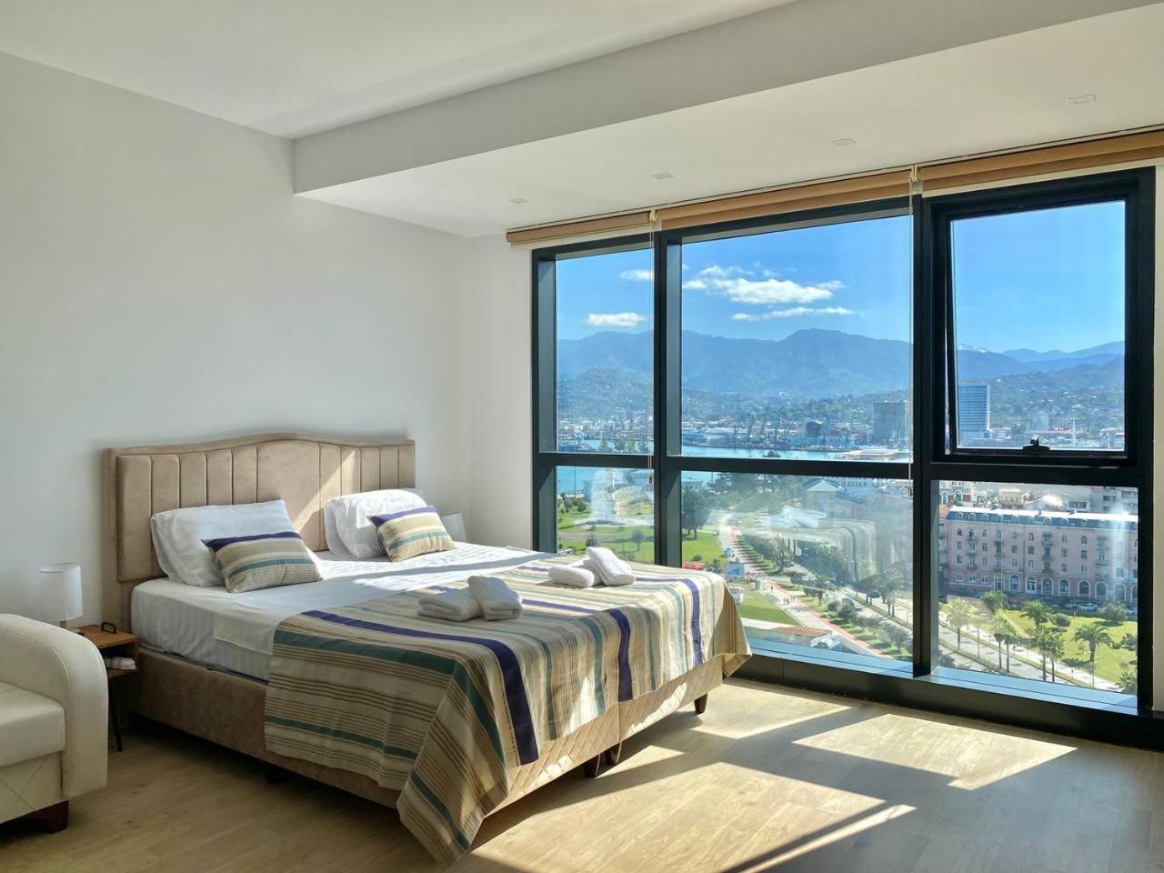 Apartments With Sea And Mountain Views, Portа Batumi Tower Extérieur photo